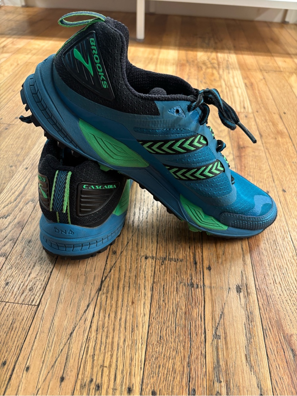 Brooks Men's Cascadia 12 Trail runners - Picture 6 of 7